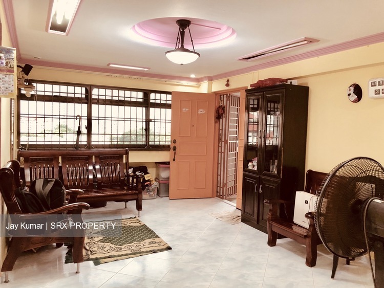 Toh Guan Road thumbnail photo